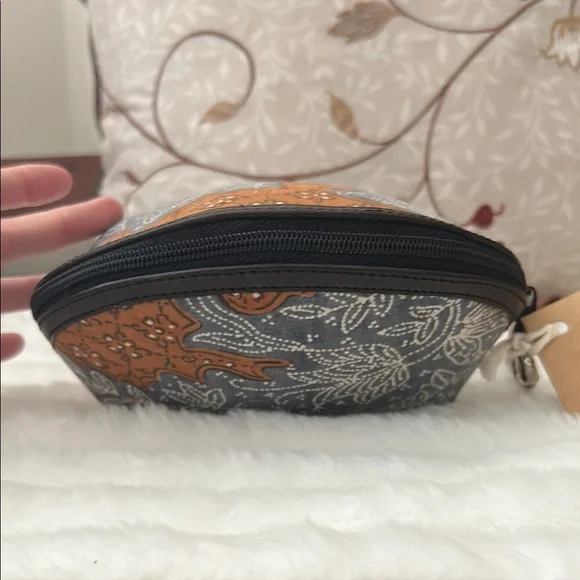 John Erdos Gallery Boho Artisan Wristlet Makeup Bag Cosmetic Pouch Leather Strap - Picture 4 of 9